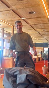 596b6d8d-07a3-4769-b3ef-7a8961ec7a7c